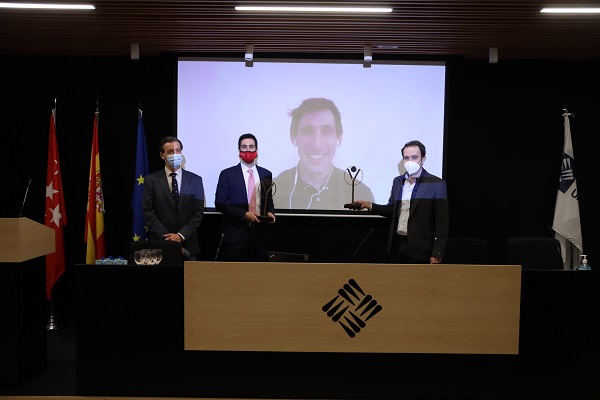 IMG 5988 Dos jóvenes investigadores de España, galardonados por contribuir al conocimiento en el ámbito de la Inmunología en los I Premios al Talento Novel Cátedra de Inmunología  Universidad Francisco de Vitoria Merck Estudiar en Universidad Privada Madrid