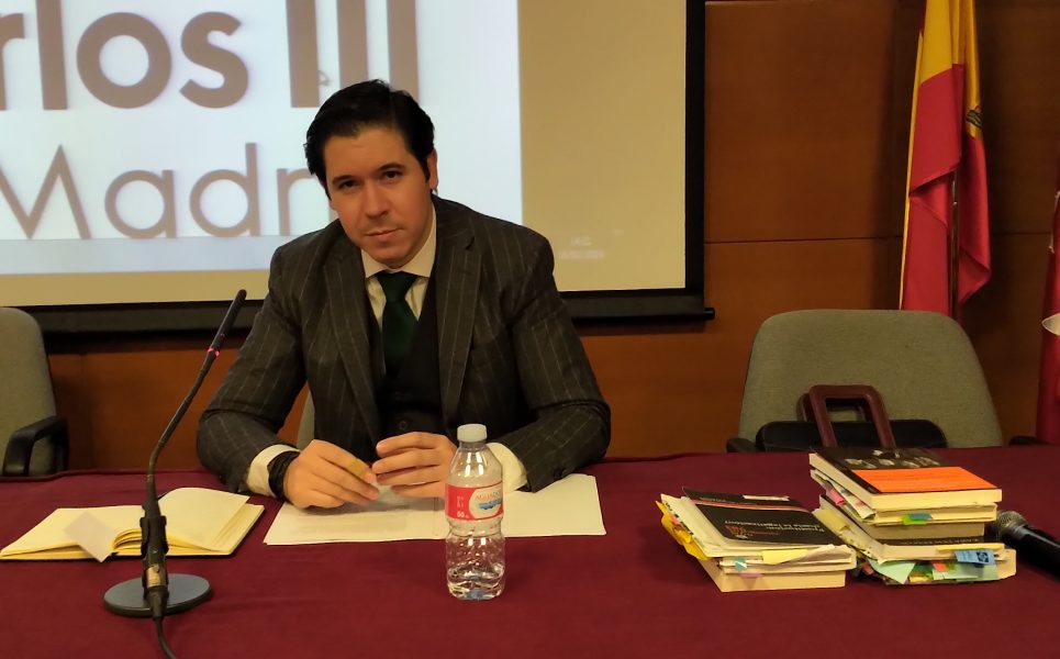 alvaro de la torre ufv e1551099454923 El profesor Álvaro de la Torre interviene en una mesa redonda sobre dignidad de la persona frente a la prostitución Estudiar en Universidad Privada Madrid