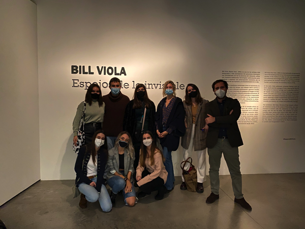 exposicion bill viola Alumnos del Doble Grado en Periodismo y Comunicación Audiovisual visitan la exposición Espejos de los invisible Estudiar en Universidad Privada Madrid