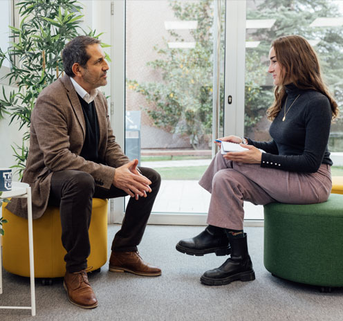 Grado en Economía y Finanzas que nos diferencia eco Grado en Economía y Finanzas Estudiar en Universidad Privada Madrid