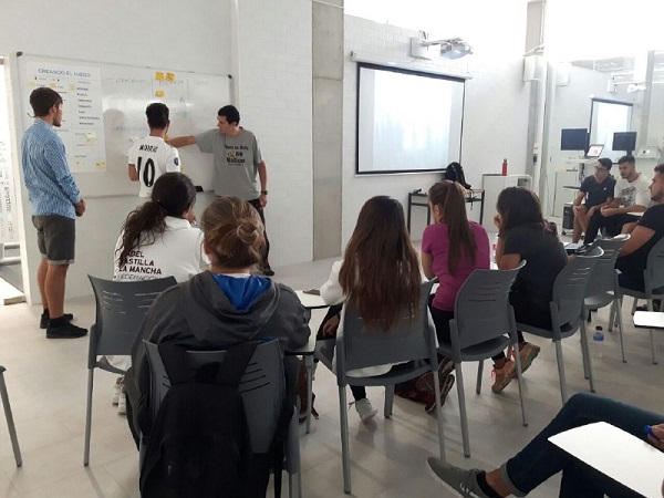 El Instituto de Innovación organiza un Café Pedagógico para reflexionar sobre metodologías docentes sd 1 El Instituto de Innovación organiza un Café Pedagógico para reflexionar sobre metodologías docentes Estudiar en Universidad Privada Madrid