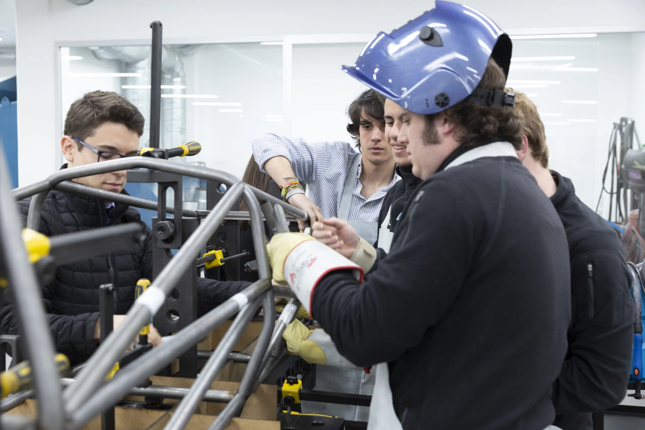 %name Ingeniería en Sistemas Industriales + Ingeniería en Industria Conectada Estudiar en Universidad Privada Madrid