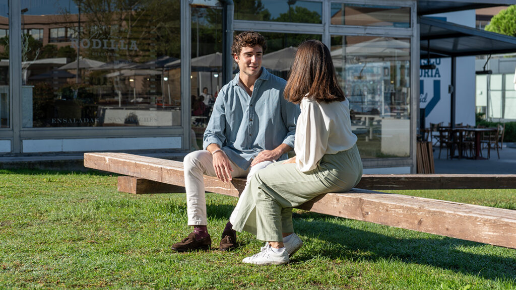 ACOMPANAMIENTO 1 1024x576 Acompañar para reconstruir: la UFV y Fundación Integra tienden puentes hacia la inclusión social Estudiar en Universidad Privada Madrid