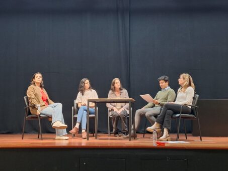 20250411 170541 453x341 Grupo de teatro Vince Estudiar en Universidad Privada Madrid