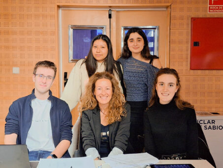 IMG 20250409 WA0095 453x341 Grupo de teatro Estudiar en Universidad Privada Madrid