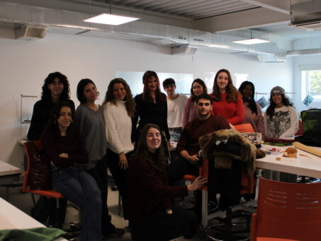 IMG 1673 scaled 453x341 Grupo de teatro Estudiar en Universidad Privada Madrid