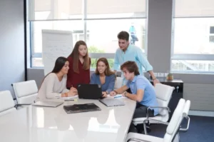 Nuevo programa formativo en Dirección de Empresas para complementar grados oficiales en la UFV %name Nuevo programa formativo en Dirección de Empresas para complementar grados oficiales en la UFV Estudiar en Universidad Privada Madrid