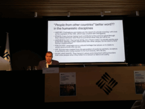 Captura de pantalla 2025 10 15 101452 300x226 SEMINARIO INTERNACIONAL: EL IMPACTO SOCIAL DE LA TRANSFERENCIA DE LAS HUMANIDADES Estudiar en Universidad Privada Madrid