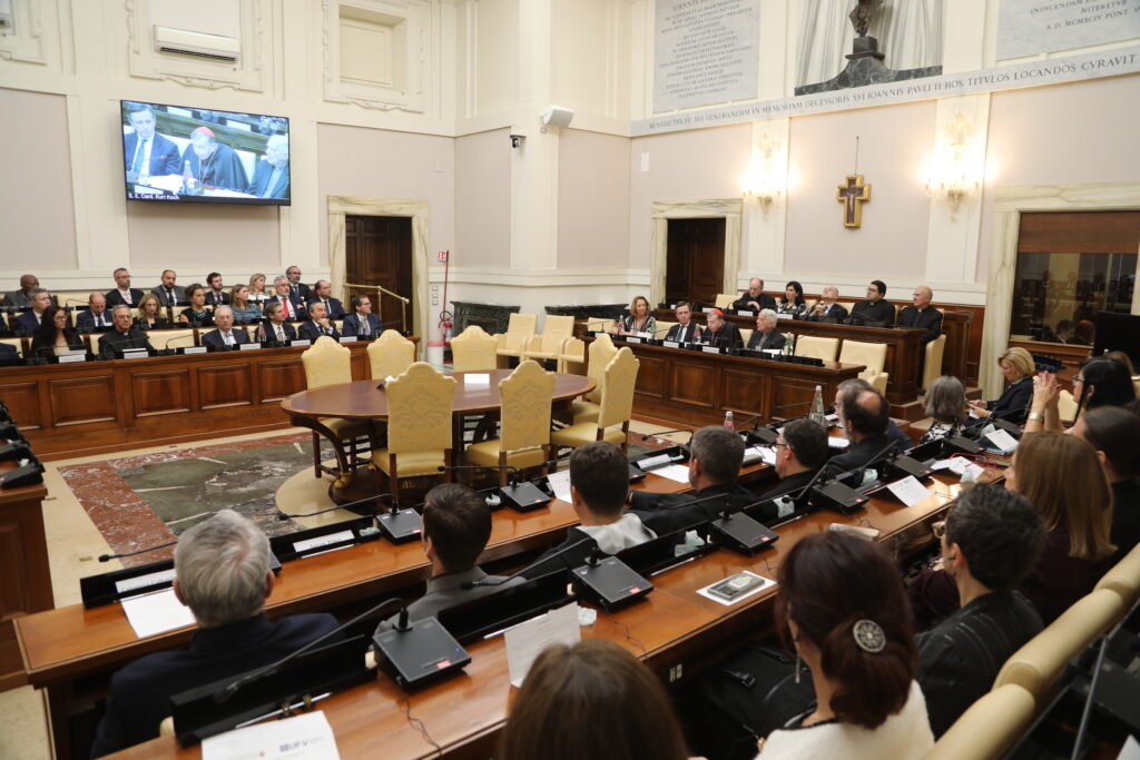 RA2 1024x683 La VII edición de los Premios Razón Abierta reúne en el Vaticano a pensadores de todo el mundo en una defensa del conocimiento que integra ciencia y fe Estudiar en Universidad Privada Madrid