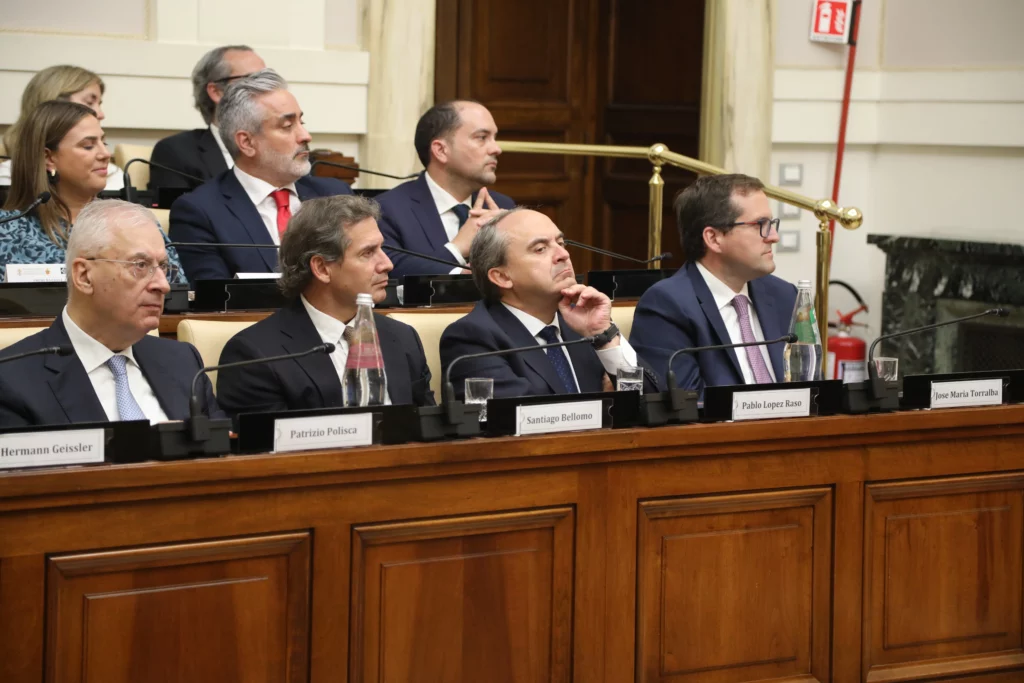 %name Pablo López Raso, catedrático de Arte Contemporáneo de la UFV, recibe una mención especial en la VII edición de los Premios Razón Abierta Estudiar en Universidad Privada Madrid