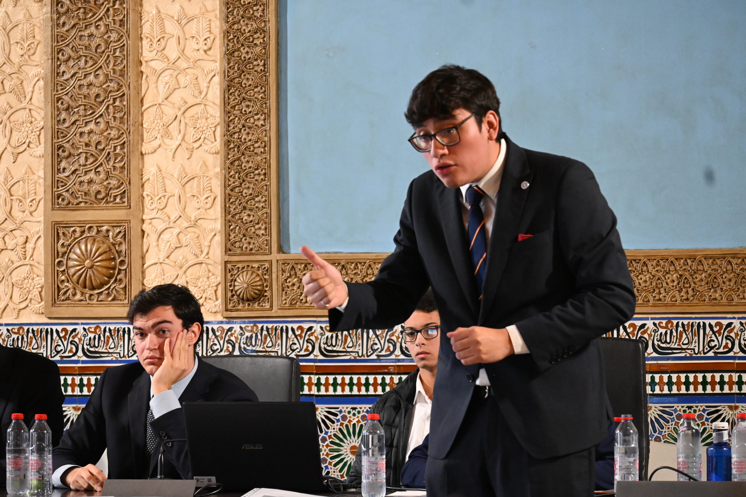 Sociedad de debates 3 scaled Sociedad de debates Estudiar en Universidad Privada Madrid