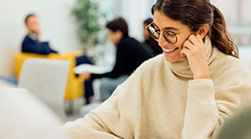 Filosofía, Política, Derecho y Economía (PPLE) relacionadas economia finanzas Filosofía, Política, Derecho y Economía (PPLE) Estudiar en Universidad Privada Madrid