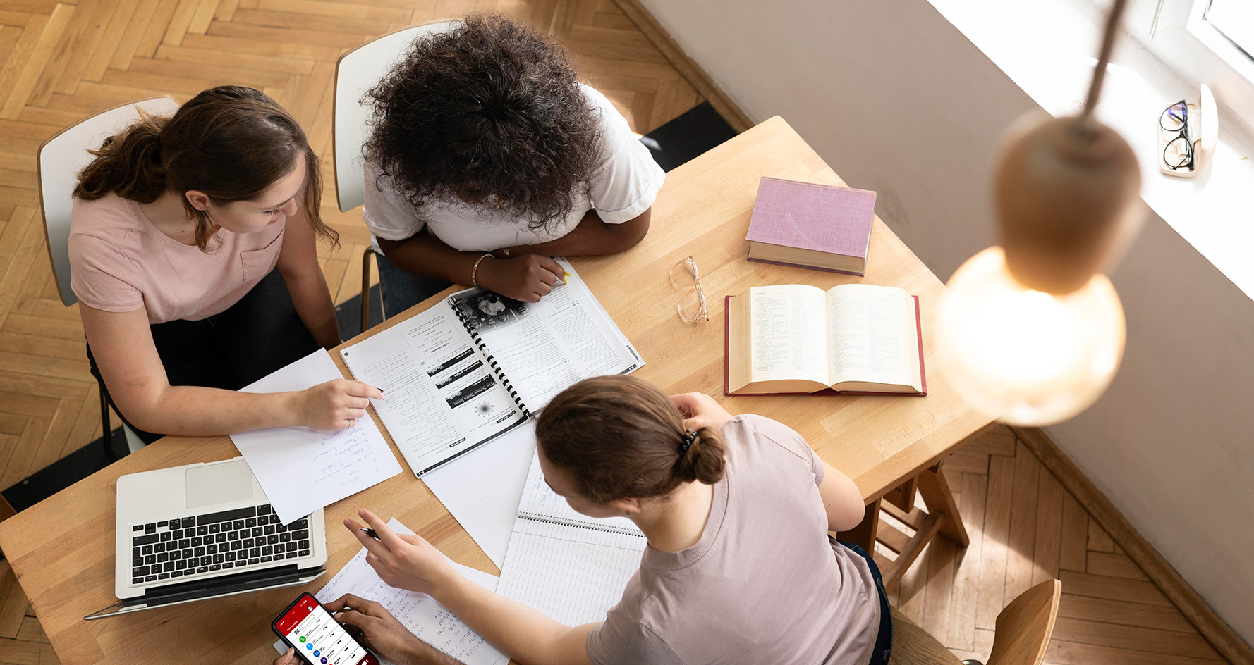 Hackathon OdiseIA4Good: II Hackathon Internacional de IA para Colectivos Vulnerables Hackaton ufv WEB Hackathon OdiseIA4Good: II Hackathon Internacional de IA para Colectivos Vulnerables Estudiar en Universidad Privada Madrid