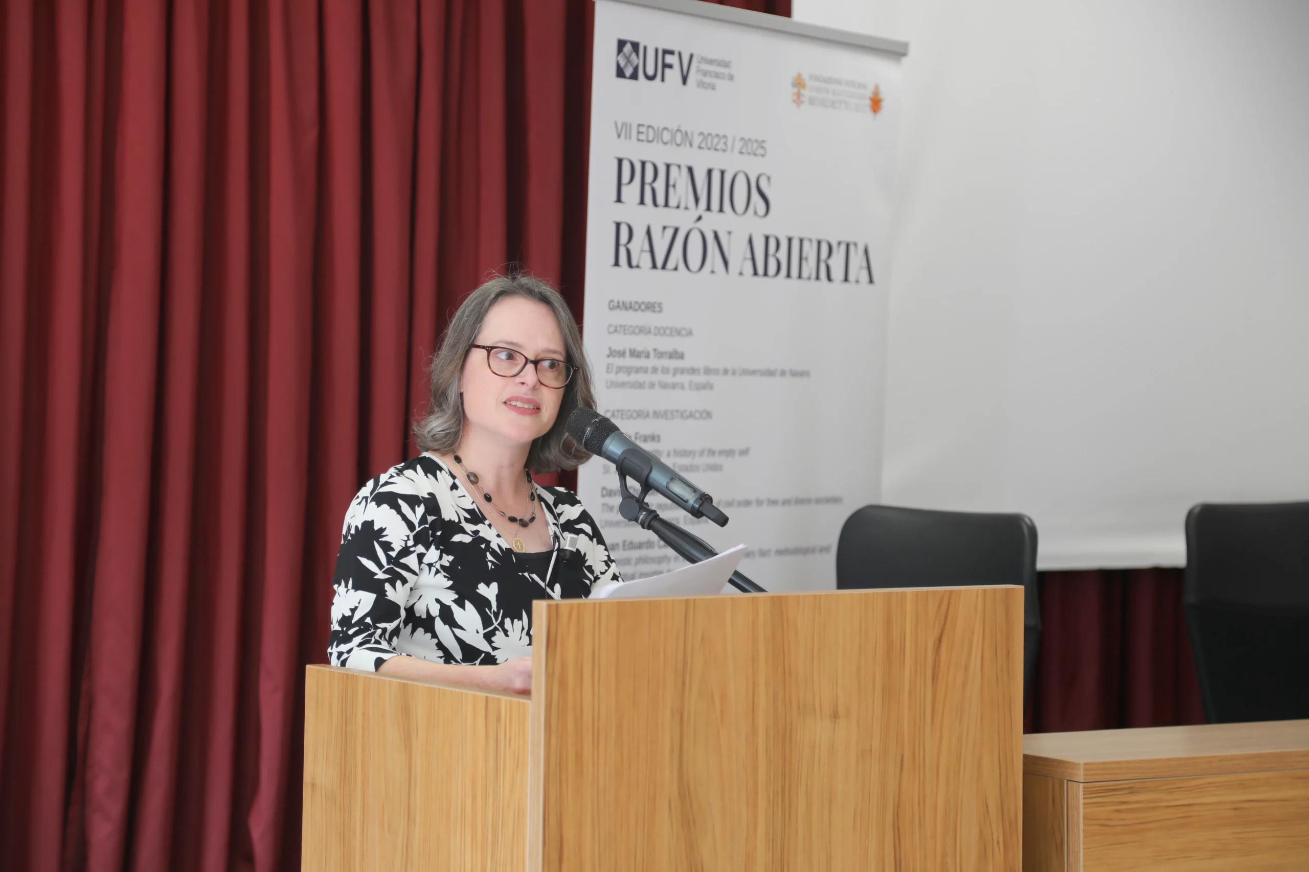 PREMIOS RAZÓN ABIERTA %name PREMIOS RAZÓN ABIERTA Estudiar en Universidad Privada Madrid