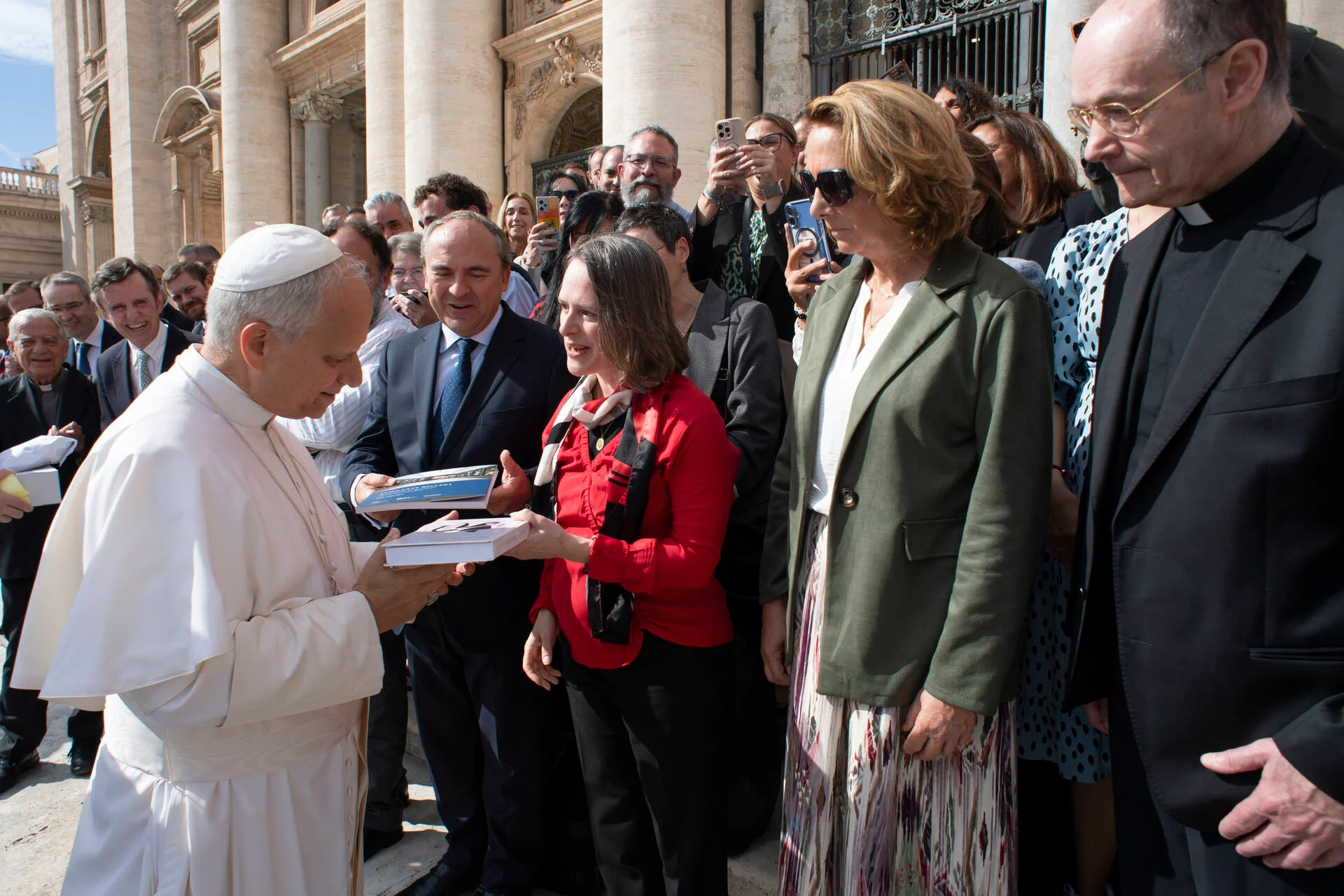 PREMIOS RAZÓN ABIERTA %name PREMIOS RAZÓN ABIERTA Estudiar en Universidad Privada Madrid